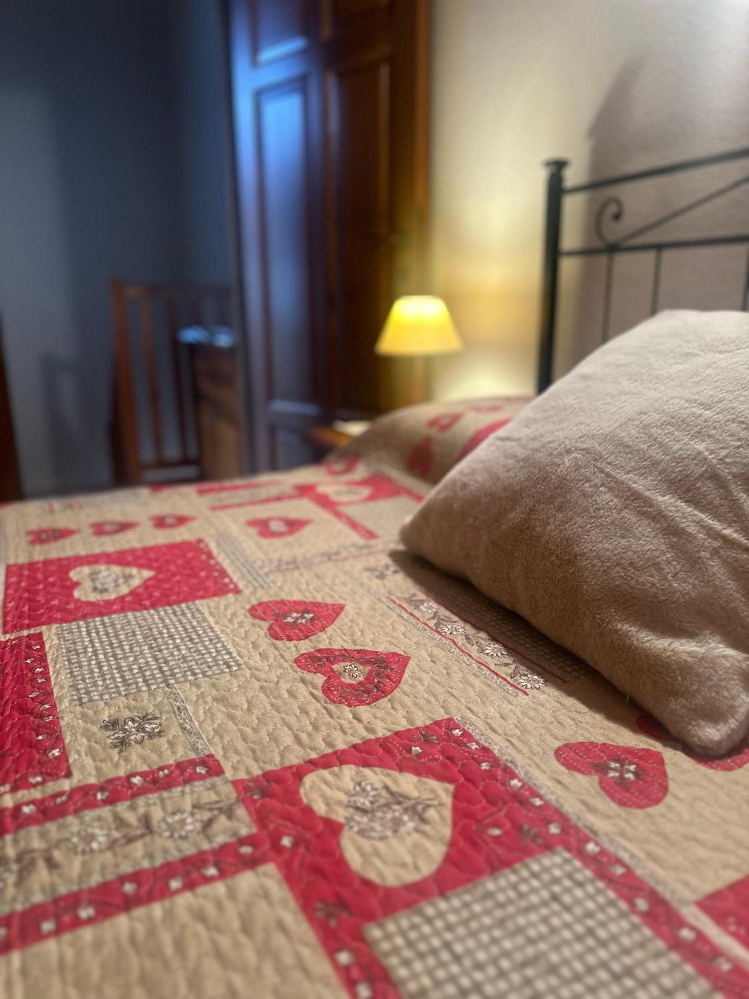 La Tana Dell'Ermellino Villa Arliod ภายนอก รูปภาพ